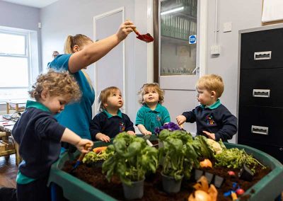 Saddleworth Stars Nursery - Children's Activities