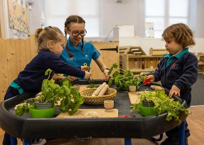 Saddleworth Stars Nursery - Children's Activities